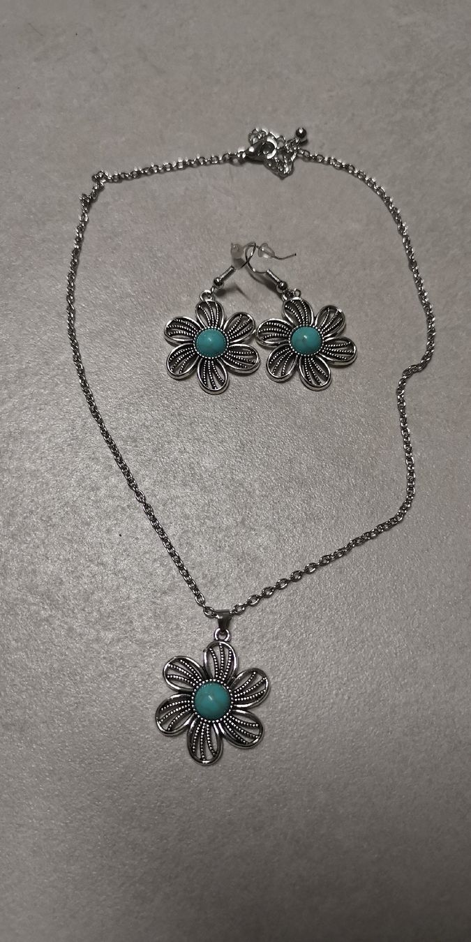 Ketten: Silber Kette & Ohrringe Set Türkis Blume Boho Chic, neu – Neu und originalverpackt aus Itingen von schweizersternchen
