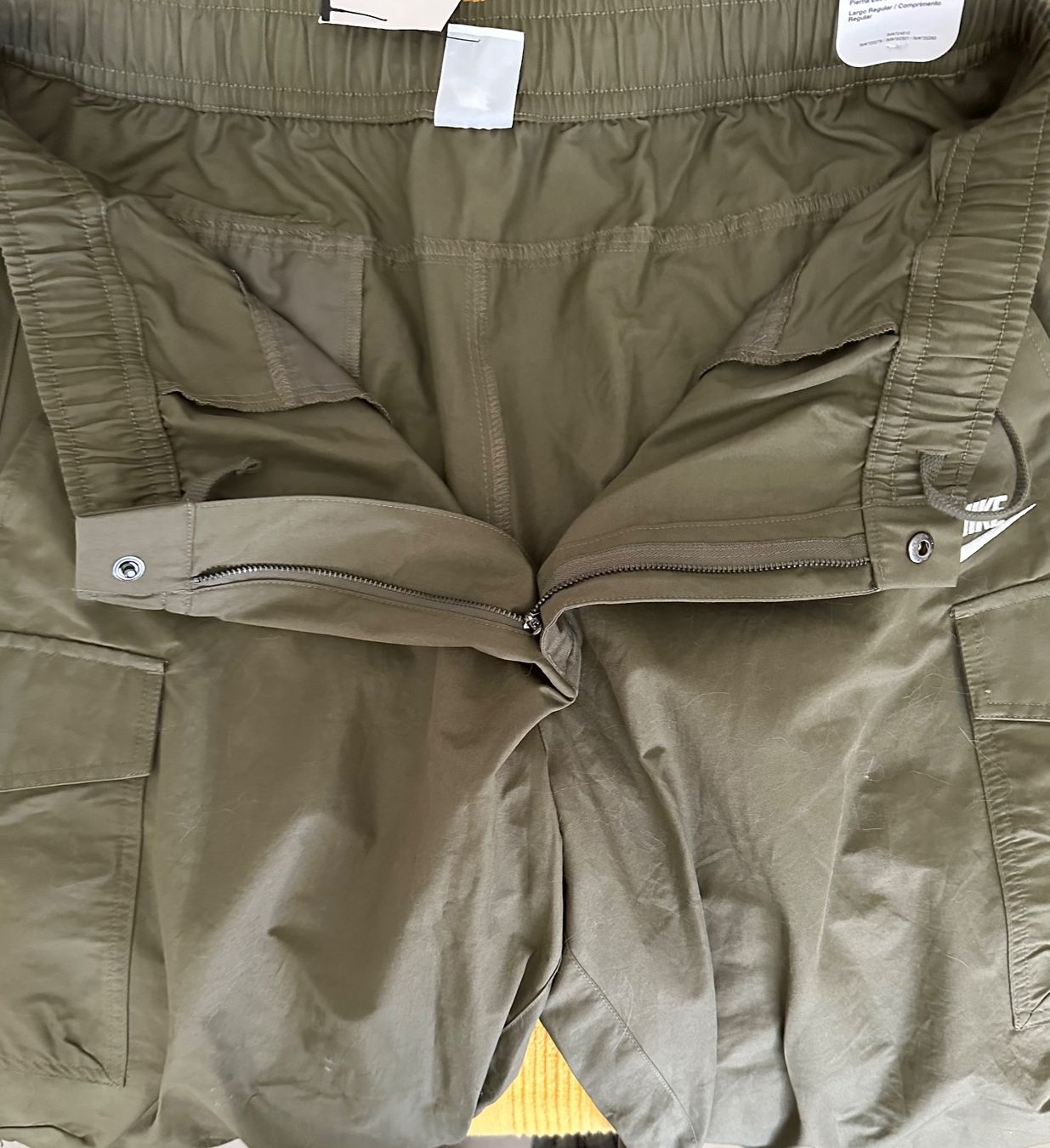 Nike Hosen: Nike Freizeithose /outdoor – Neu (gemäss Beschreibung) aus Rivera von  6