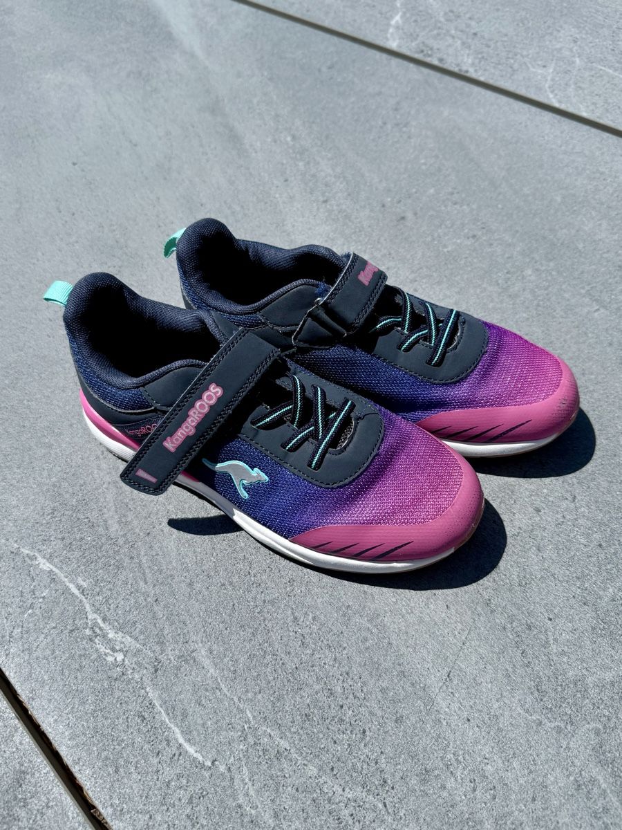 Schuhe für Mädchen: Turnschuhe Kangaroos Grösse 36 – Gebraucht aus Hindelbank von Bstalder 1