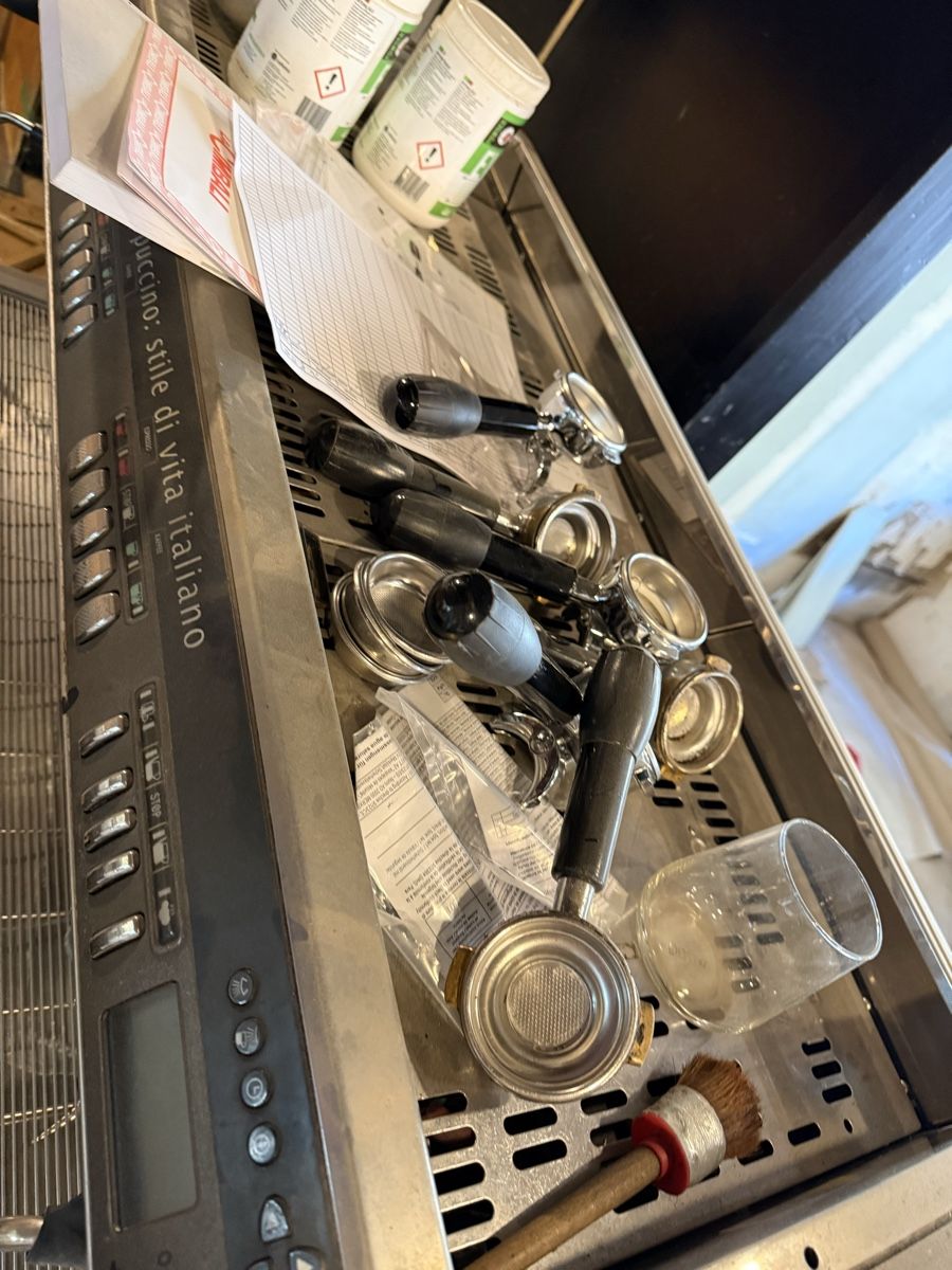 Cimbali Macchine per caffè & Macchine per espresso: La cimbali Kaffe machine M39 Dosatron – Usato da Zürich venduto da rob_l9n6 4