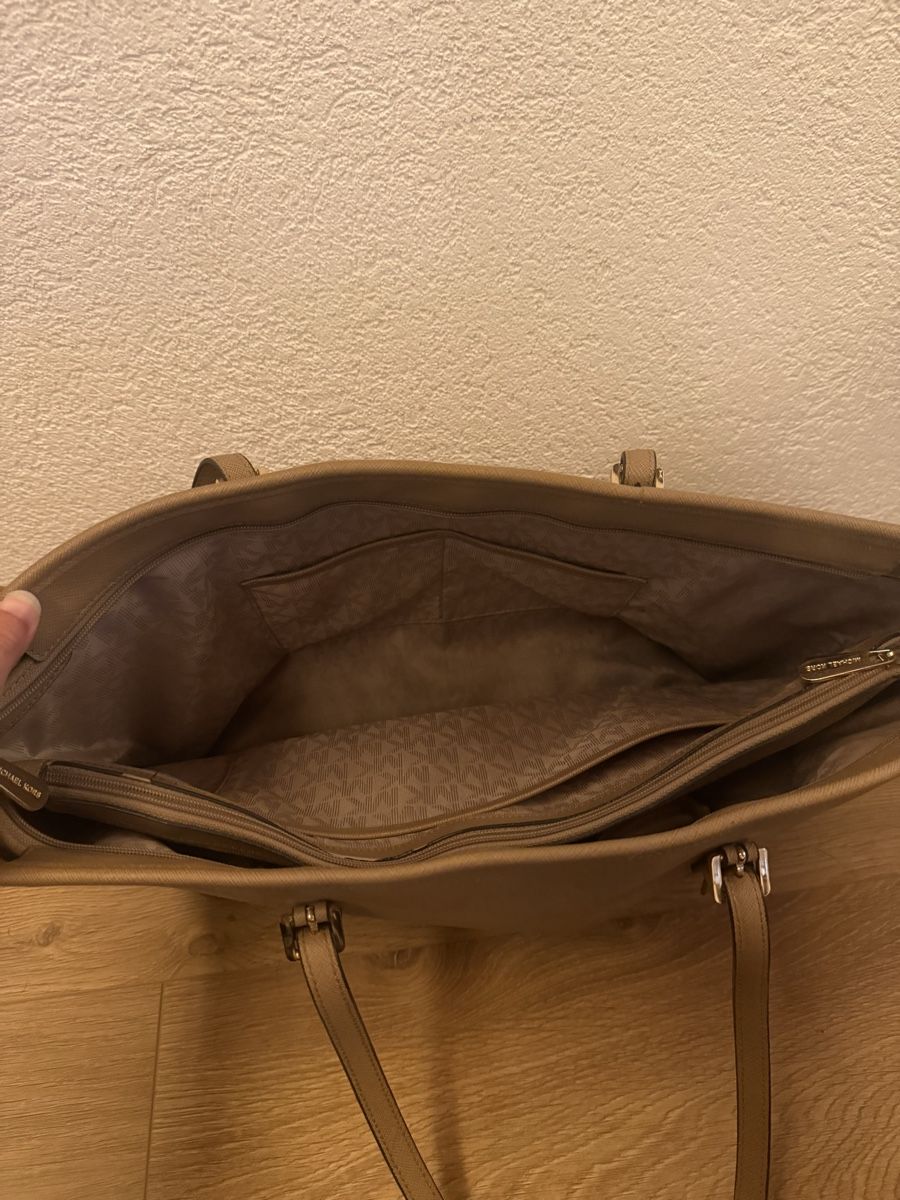 Michael Kors Sacs femmes: Michael Kors Shopper Tasche – D'occasion à Bolligen par lee_orange 4