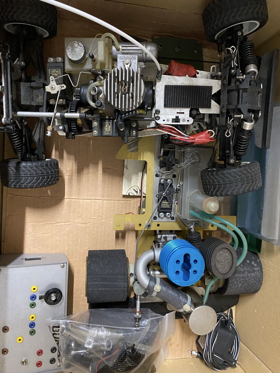 Modellautos: Modellauto mit Benzinmotor – Defekt aus Freienwil von dia_9sqy 1