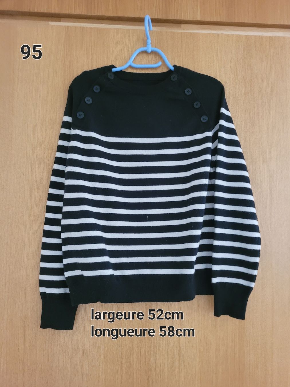 Pullover & Sweatshirts: pull – Gebraucht aus St-Maurice von Didote