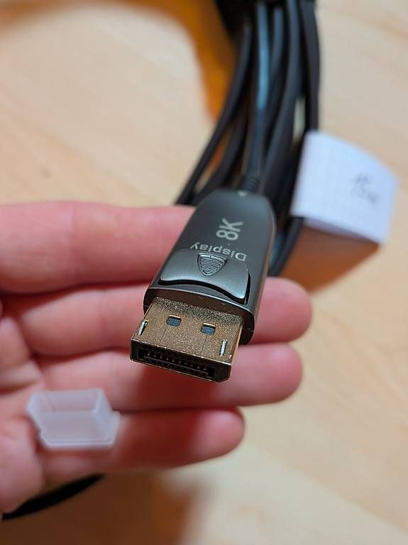 Cavi: Transmedia Optisches DisplayPort-Kabel 15m – Usato da Wallisellen venduto da witch_finder 1