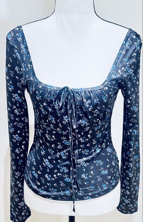 Damen Langarmshirt, Blumenmuster, Grösse S, neuwertig