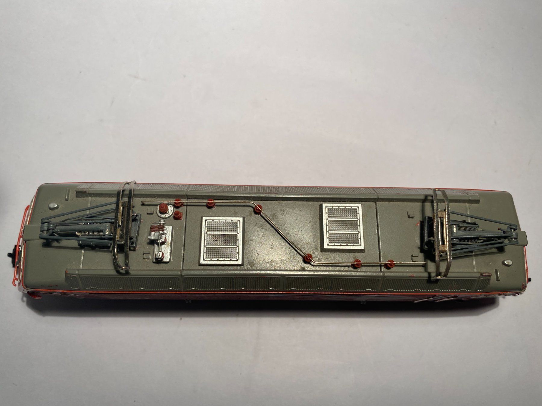 Märklin Modellini di ferrovie: Märklin RE 4/4 10103 Rot, AC Analog – Usato da Buchrain venduto da Modellbahn11 5