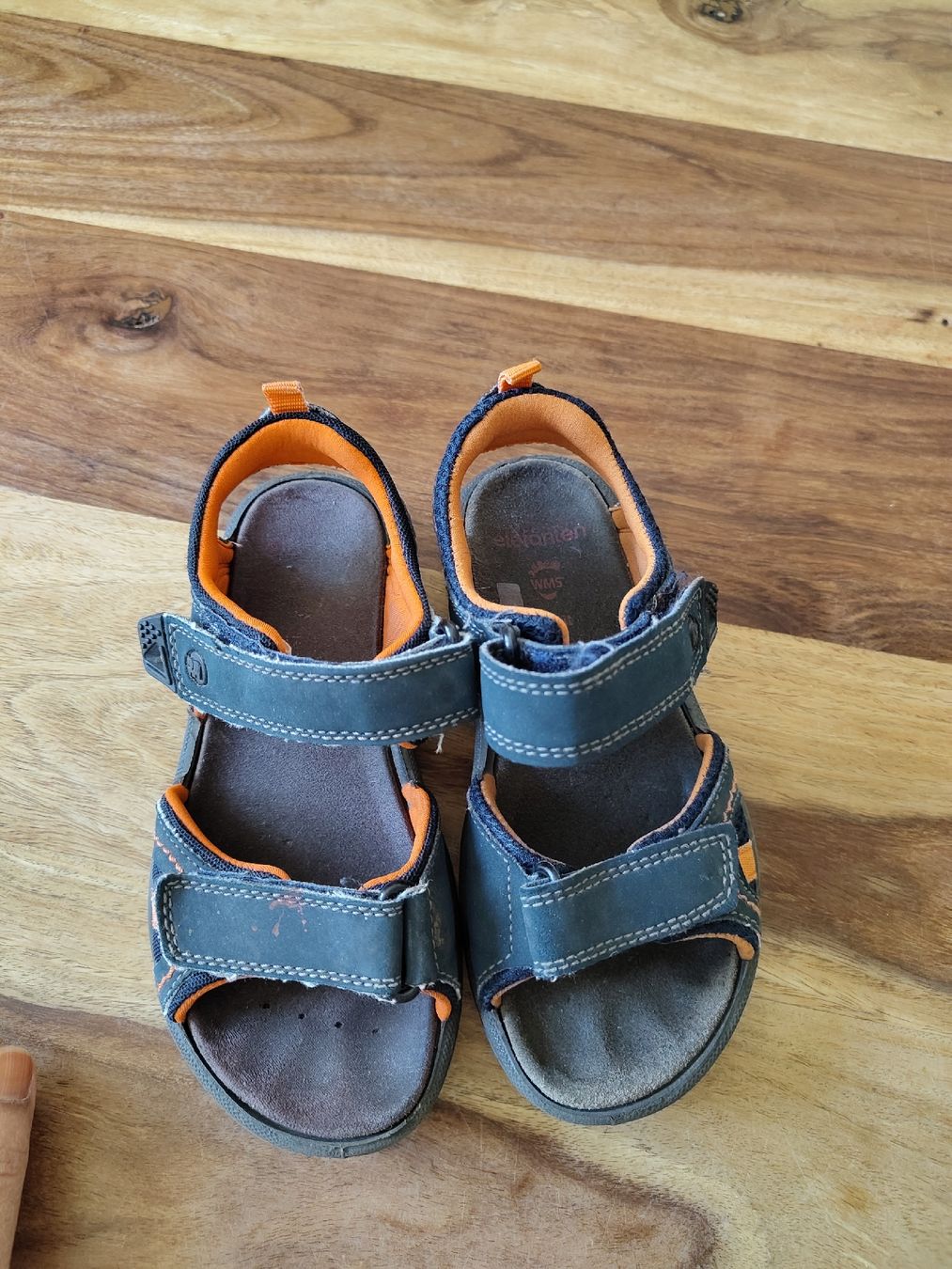 Elefanten Scarpe da uomo: Kids Sandals Size 31, – Usato da Winterthur venduto da Shahrudin