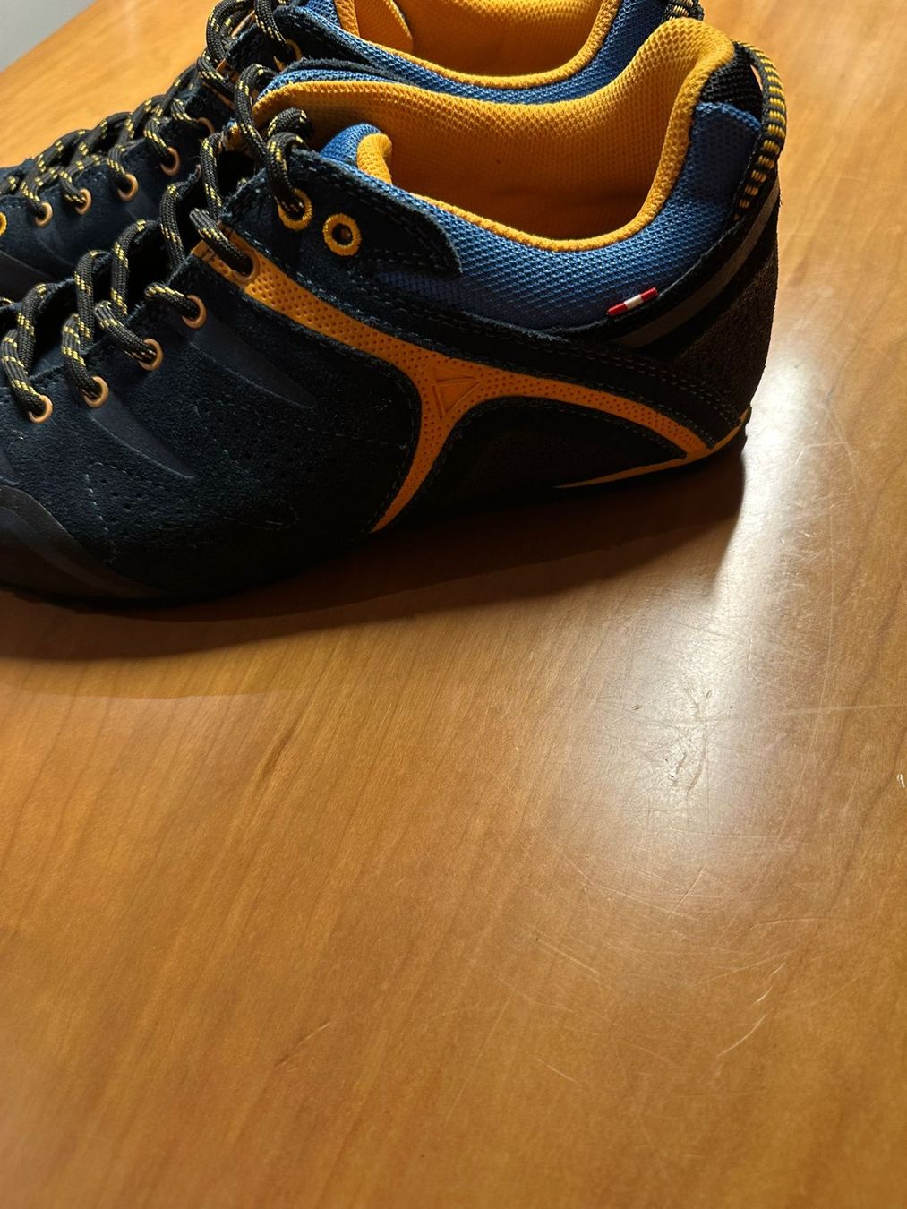 Scarpe da uomo: Dachstein Schuhe Grösse 42 – Nuovo (secondo la descrizione) da Burgdorf venduto da interstellar2 4