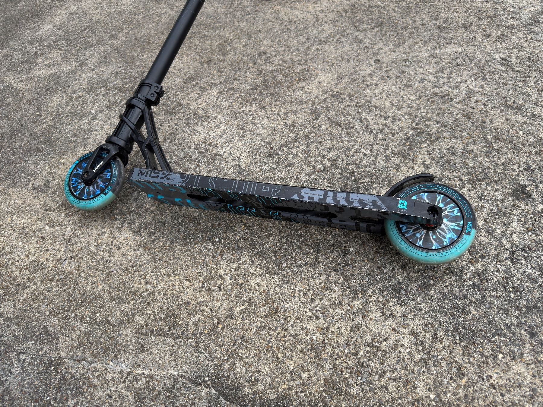 Kickboard: Kickboard Scooter Super Zustand! – Usato da Abtwil SG venduto da SHost