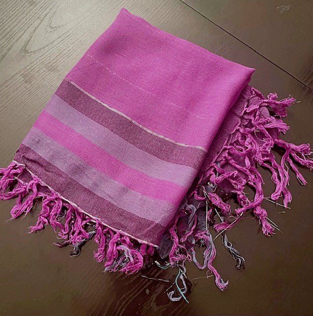 Foulard & Sciarpe: Halstuch Arafat Farbe Lila – Nuovo (secondo la descrizione) da St. Gallen venduto da Martunia 1