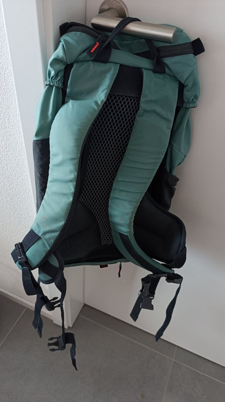 Rucksäcke: Sac à dos de randonnée – Neu (gemäss Beschreibung) aus Fribourg von del_hp6t 1
