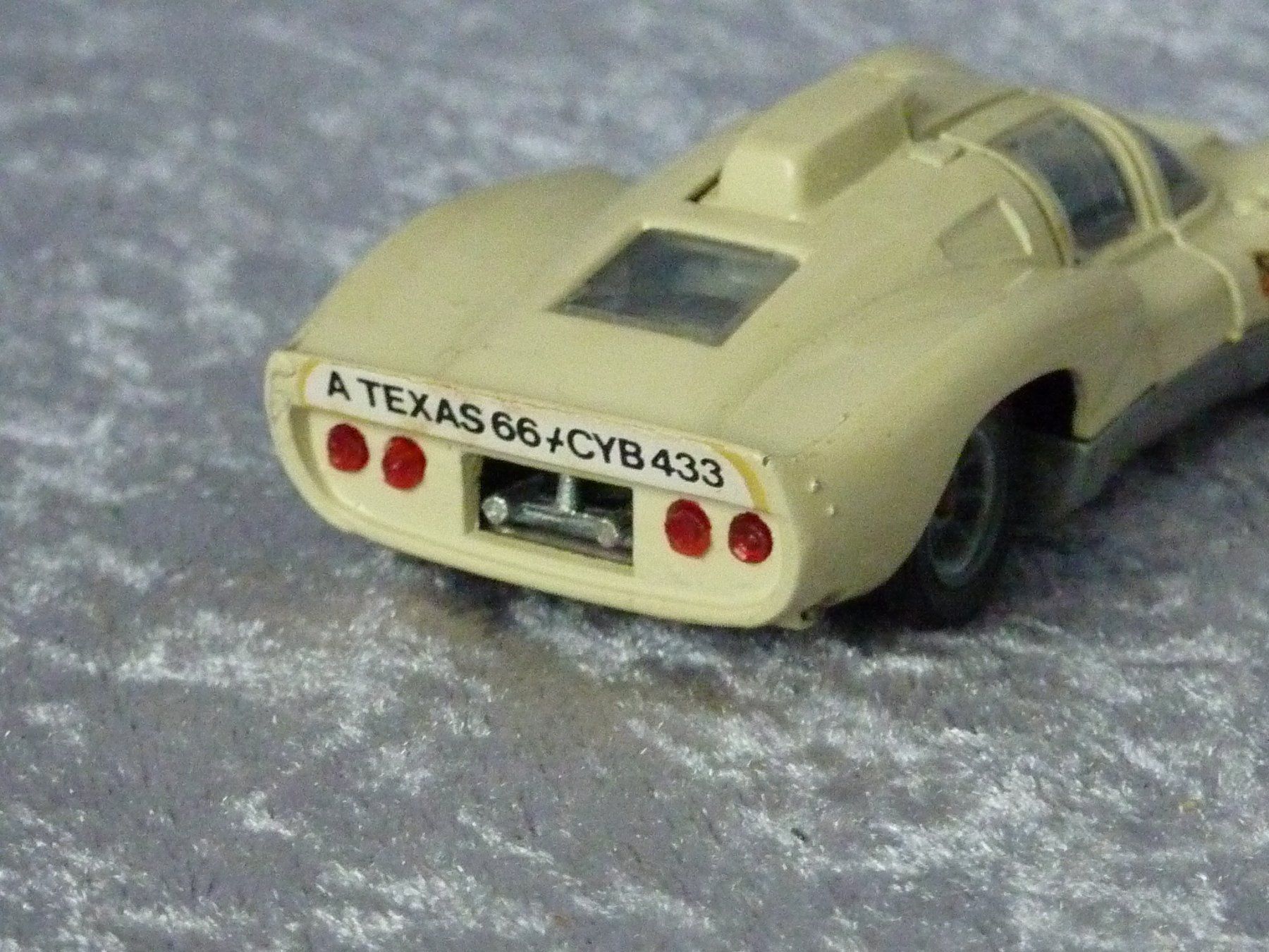 Modellini d'auto: Chaparral 2D 1:43 – Usato da Dürrenäsch venduto da modellautos4you 3