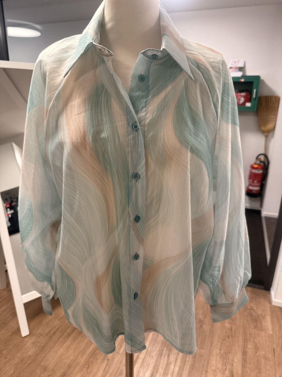 Camicette: Schöne Oversice Bluse in Lyocell/Viscose – Nuovo e nell'imballaggio originale da Lengnau BE venduto da noyanomy