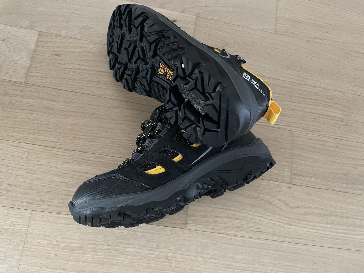 Jack Wolfskin Scarpe per ragazzi: Jack Wolfskin Trekking Schuhe Gr. 30 – Usato da Muttenz venduto da stockholm17 1