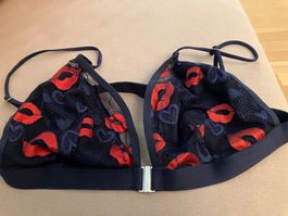 Sexy schwarzer BH mit rotem Lippen Design, Grösse L, neu