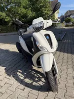 Roller Piaggio MedleyS 125