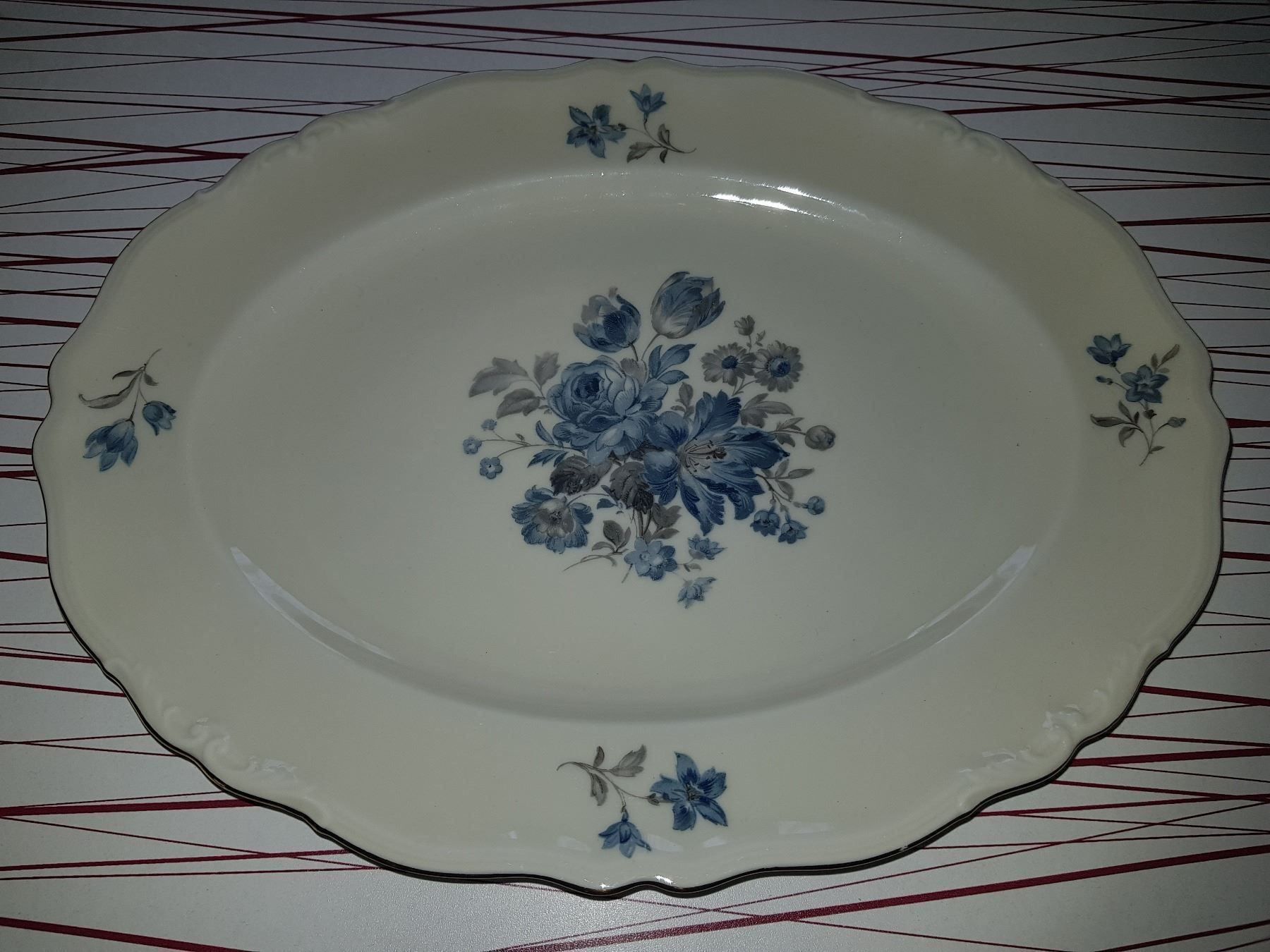 Piatti: assiette ovale EPIAG CZECHOSLOVAKIA – Usato da Cossonay-ville venduto da Super-Price-Quality 2