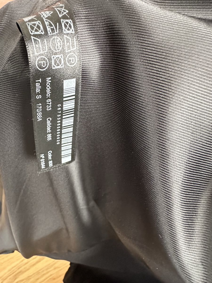 Massimo Dutti Cappotti: Trench Massimo Dutti – Usato da Neuhausen venduto da ann_t9kn 2