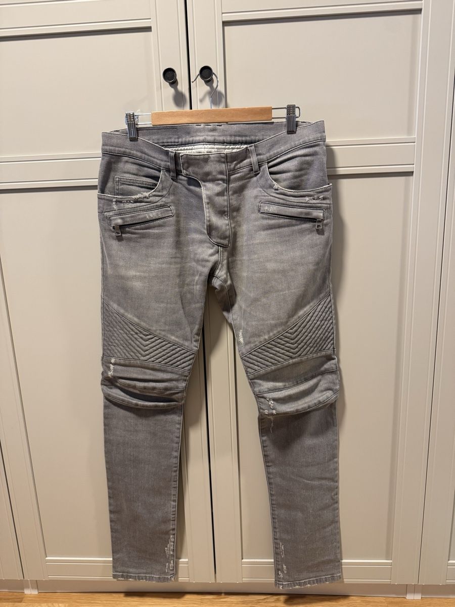 Balmain Jeans: BALMAIN Paris Biker Jeans – Neu (gemäss Beschreibung) aus Reinach BL von Nushka89