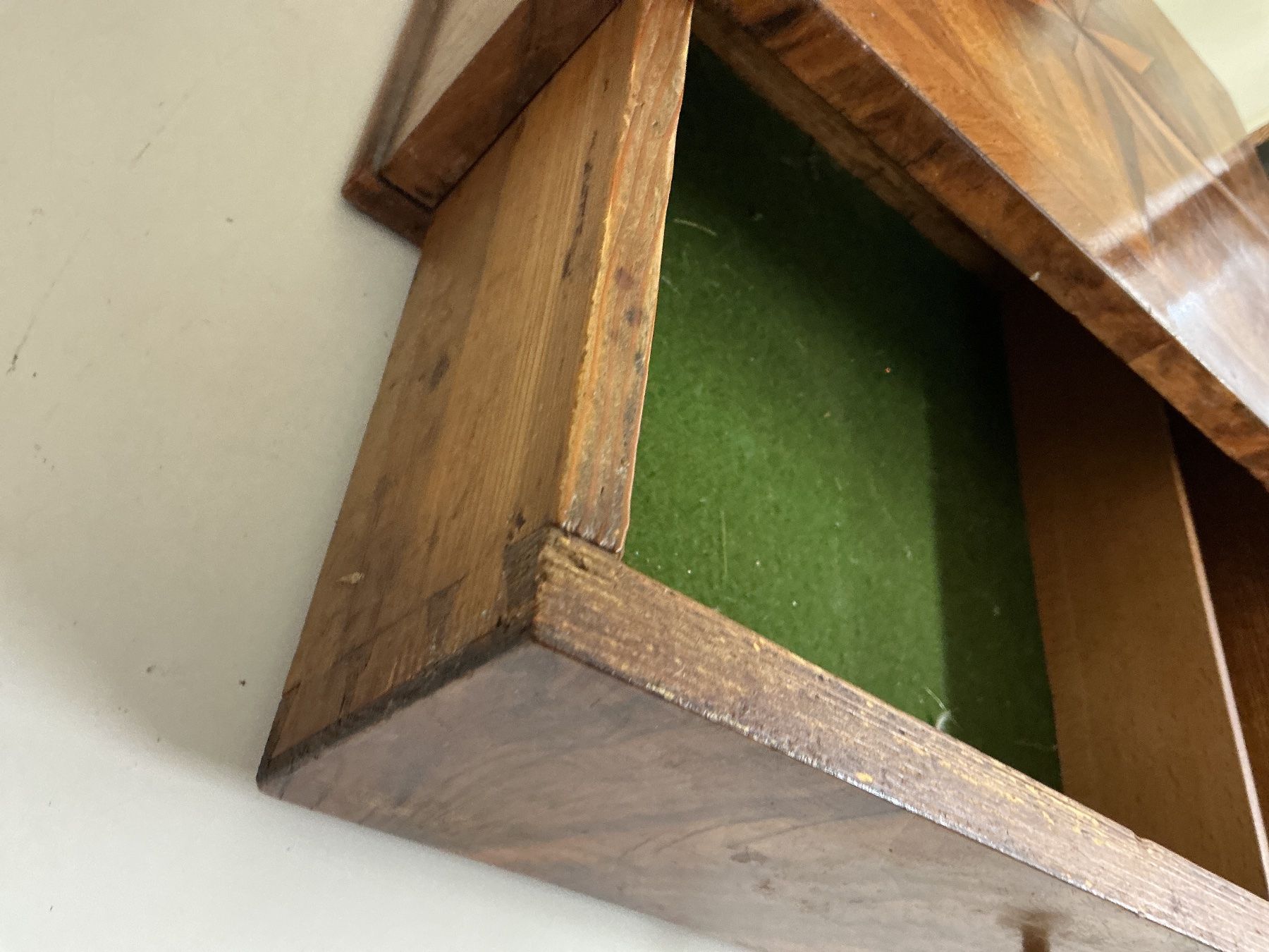 Tavoli da trucco: Antiker Tischspiegel – Usato da Bern venduto da vielerart 2