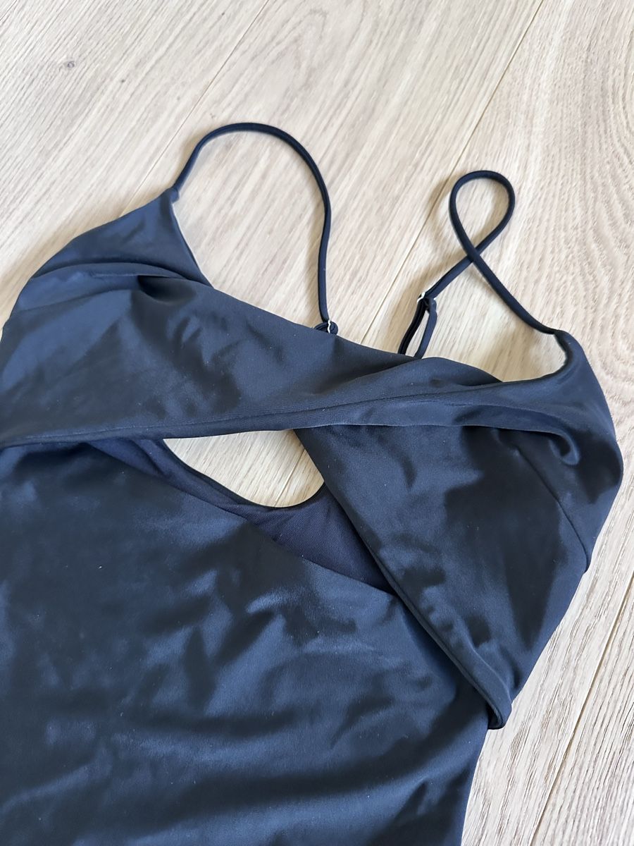 H&M Costumi da bagno & Bikini: H&M Badekleid neu – Nuovo (secondo la descrizione) da Küssnacht am Rigi venduto da annine.l. 1