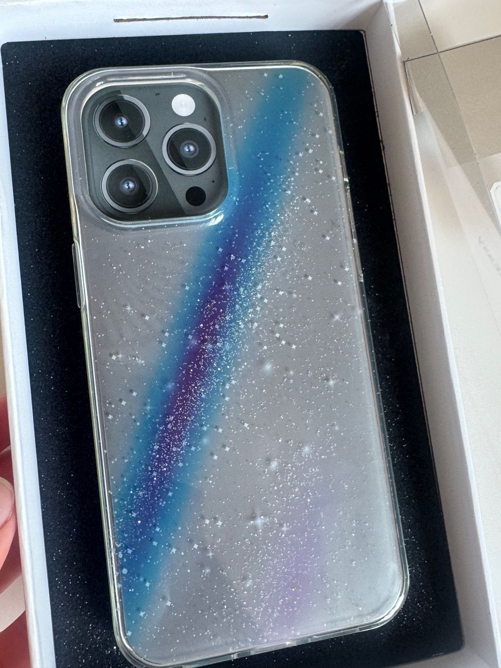 Apple Cover & Protezioni schermo: SwitchEasy iPhone 15 Pro Max Nebula Case Cover NEU – Nuovo e nell'imballaggio originale da St Gallen venduto da fabienmarmy 1