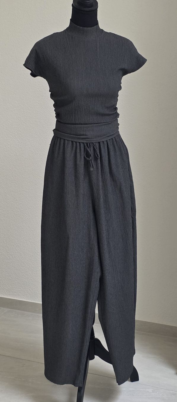 Zara Hosen: Zara Outfit Grösse M Anthrazit Neu – Neu (gemäss Beschreibung) aus Rheinsulz von Gilea