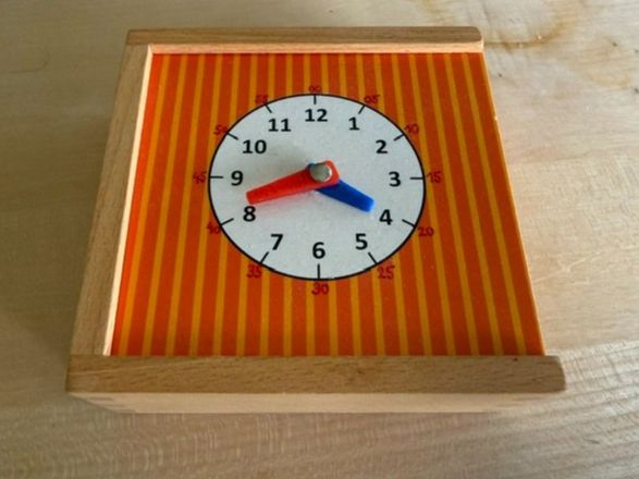 Giochi: Lernspielzeug Uhrenspiel – Usato da Spiez venduto da all_v6cn
