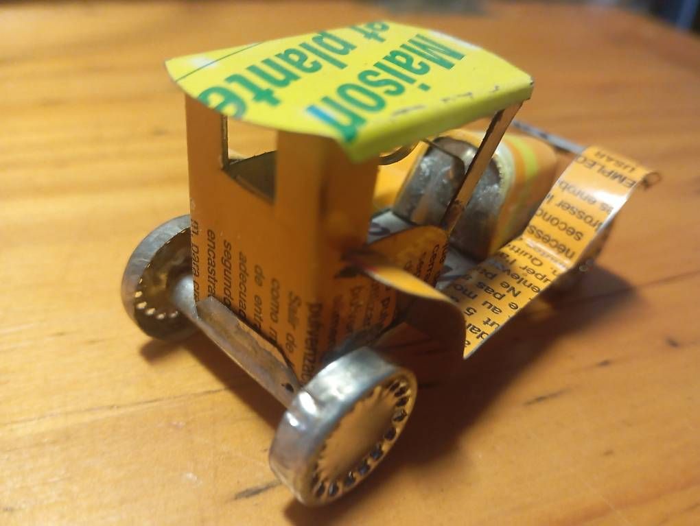 Modellini d'auto: Blechauto handgefertigt aus Dosenmaterial 7 cm – Usato da Basel venduto da Petergunn 2