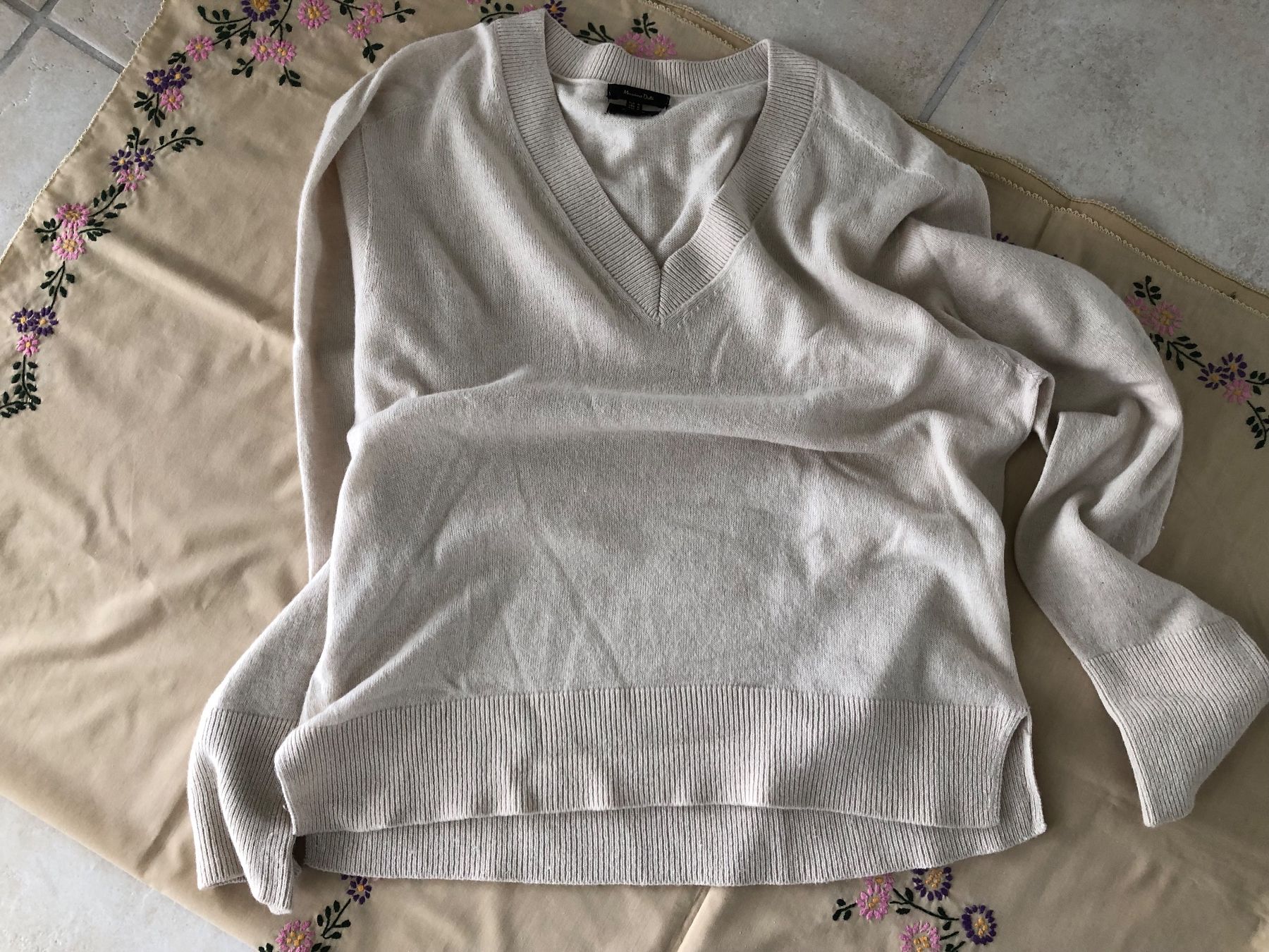Maglioni & Felpe: Massimo Dutti Kaschmir Pullover, Grösse M, Top Zustand! – Usato da Bremgarten AG venduto da Ora2017 1