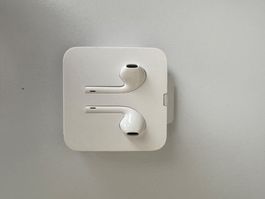 Apple EarPods mit Lightning Kabel (ungebraucht)