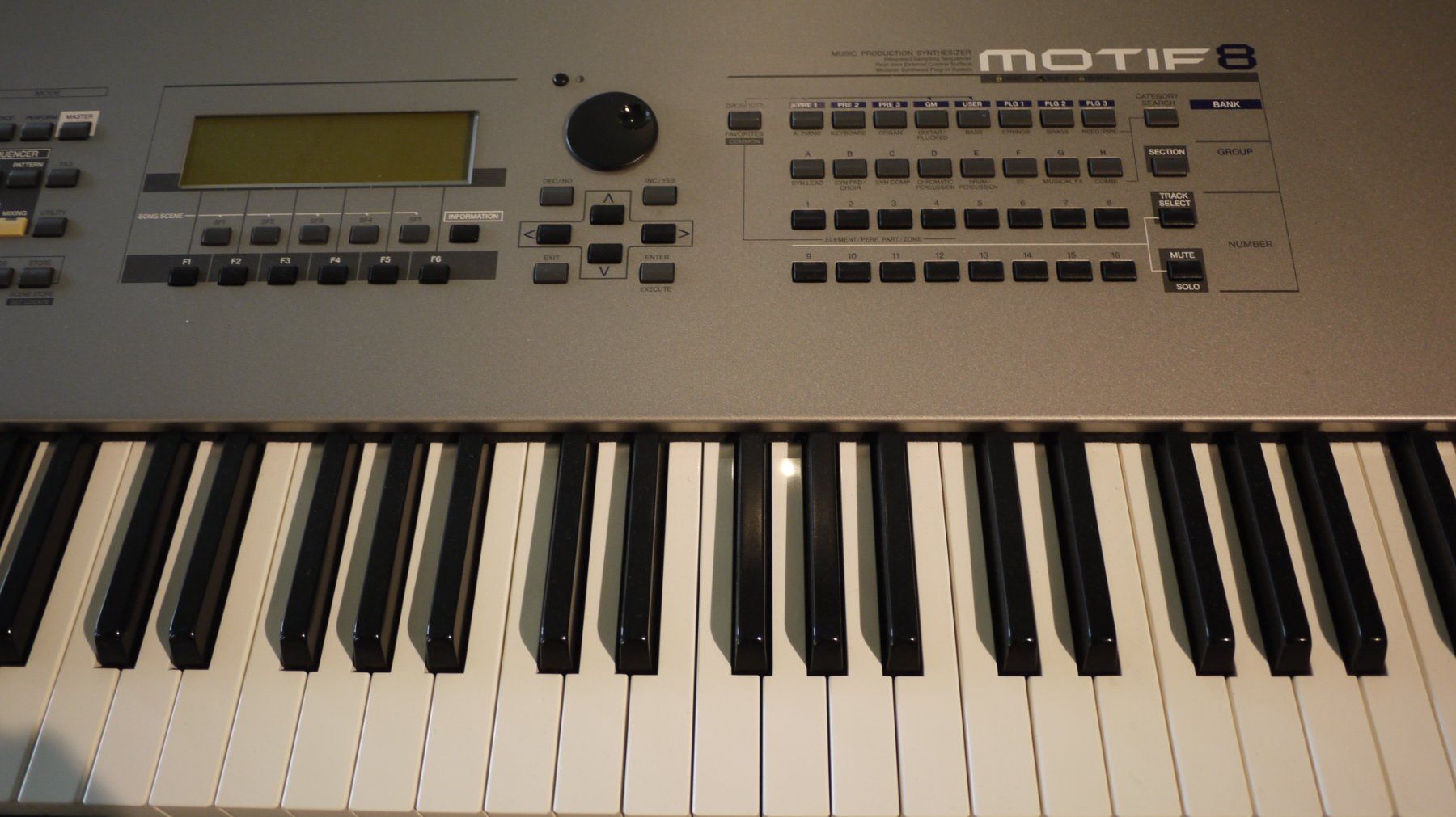 Yamaha Strumenti musicali: YAMAHA Motif 8 Synthesizer – Usato da Kaiserstuhl venduto da MoritzMinder 4