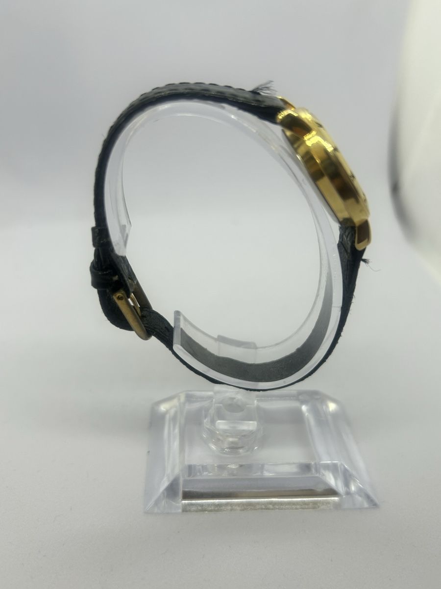 Gucci Orologi: Gucci Vintage Damen Uhr – Usato da Steffisburg venduto da Michaels011 1