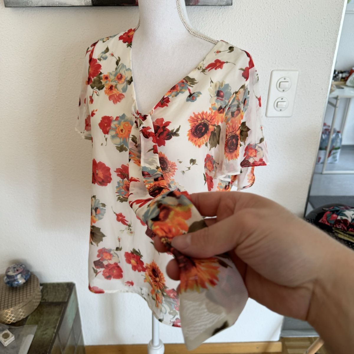 Camicette: PLEIONE Blumige Bluse gr.M NEU – Nuovo (secondo la descrizione) da St. Gallen venduto da mania03 5