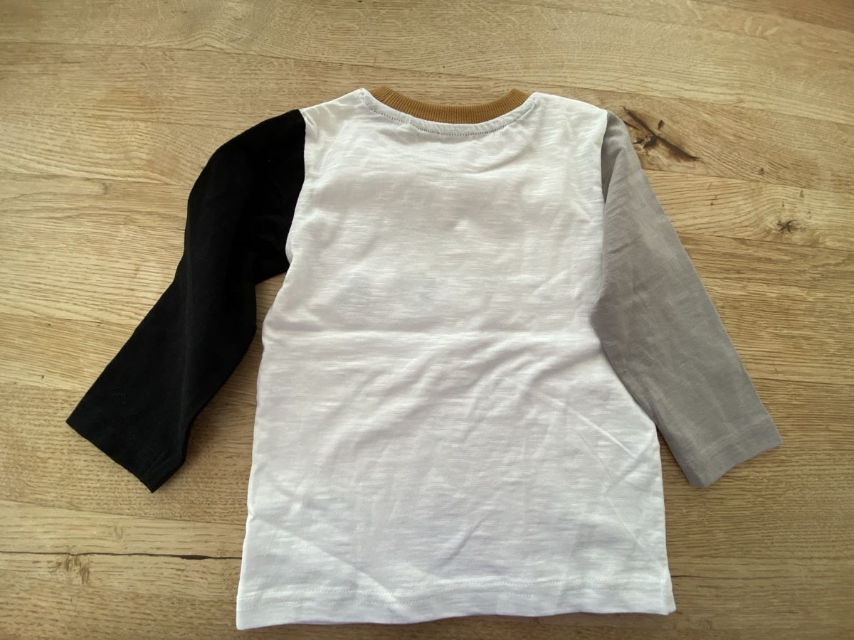 Next Maglioni & Felpe: Tolles Jungen Langarmshirt "Bauarbeiter" Gr. 86 – Nuovo e nell'imballaggio originale da Fischbach-Göslikon venduto da ZUTTEL 3