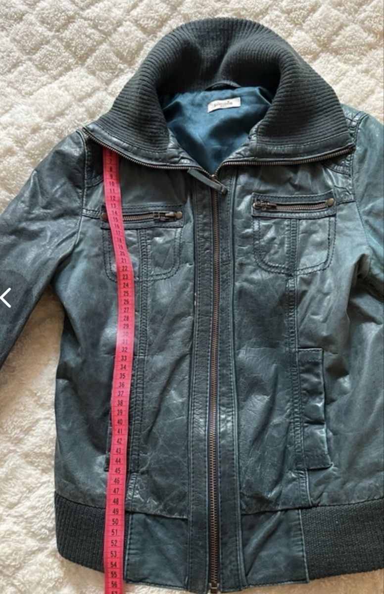 Jacken: Echtleder Vintage Jacke mit Turtleneck – Gebraucht aus Basel von hannahllena 2