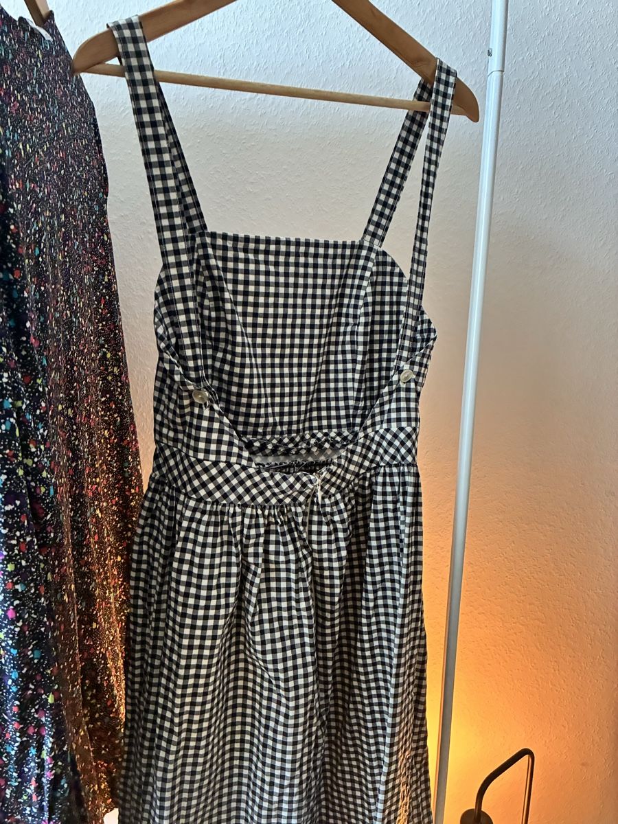 Kleider: Dress 36 – Gebraucht aus Lausanne von Sarawg