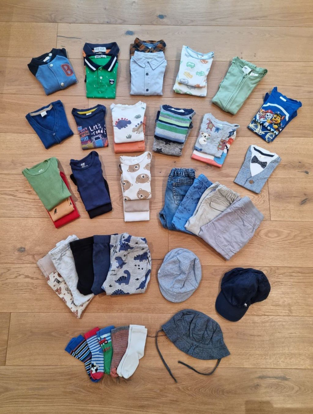 Lotti & Set di vestiti: Kleiderpaket Grösse 86 – Usato da Laupen ZH venduto da jbu_m9st