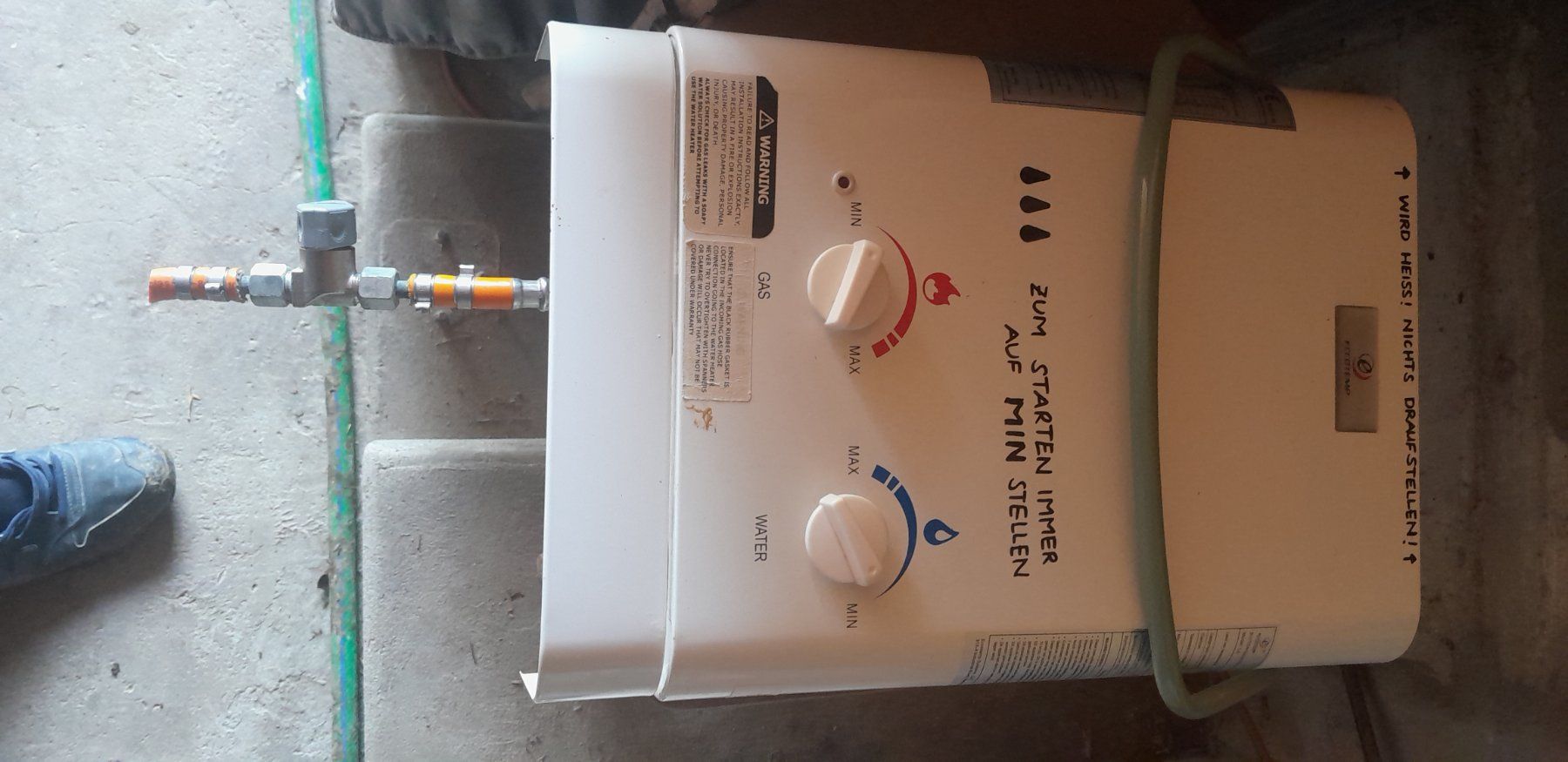 Sanitari: Mobiler Gas Durchlauferhitzer – Usato da Hergiswil LU venduto da libero88 4
