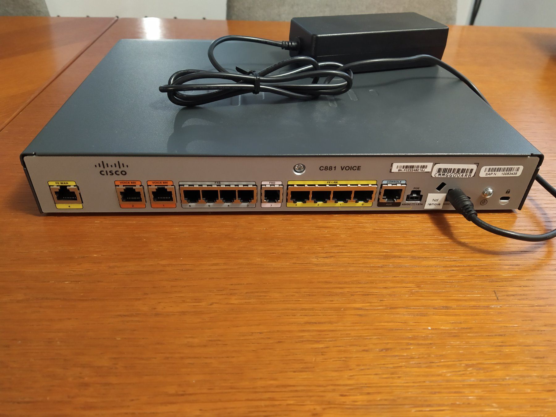 Cisco Modems & Router: Cisco C881SRST Voice Gateway / Router – Gebraucht aus Mendrisio von Net78 1