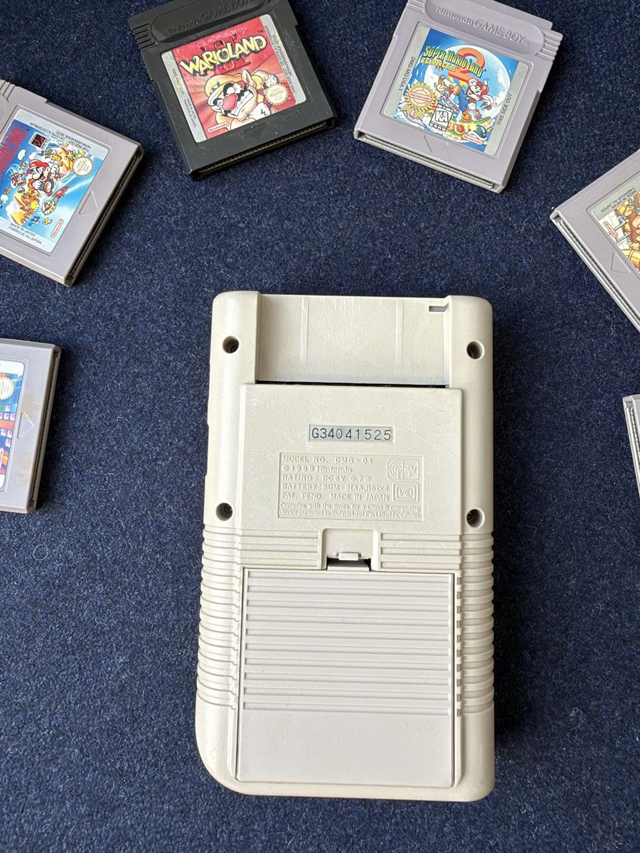Nintendo Consoles: GameBoy Classic + Legendary Games – D'occasion à Zürich par jankais3r 4