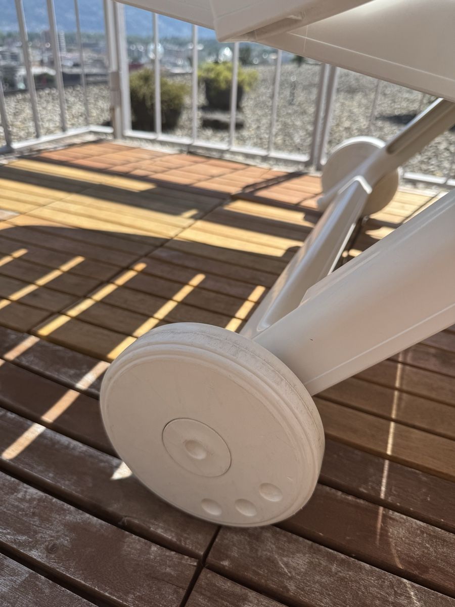 Chaises longues: Sonnenliege weiss – D'occasion à Farnern par allthingspreloved 7