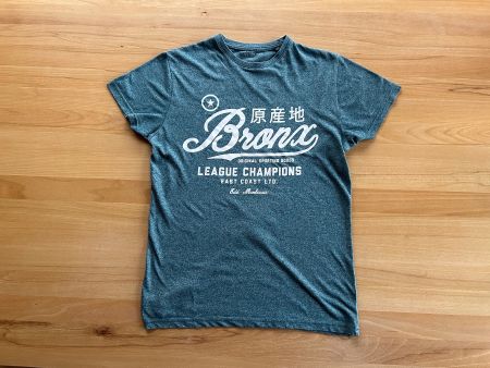 Grün/weiss meliertes T-Shirt Grösse XS