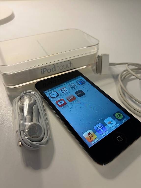 Apple Lettore multimediale portatile: Apple iPod touch 4 gen – Usato da Mendrisio venduto da MarA_82