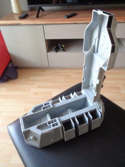 Hasbro Jouets: Star Wars Hasbro  Truppentransporter  Rebels – D'occasion à sargans par Angamar 1