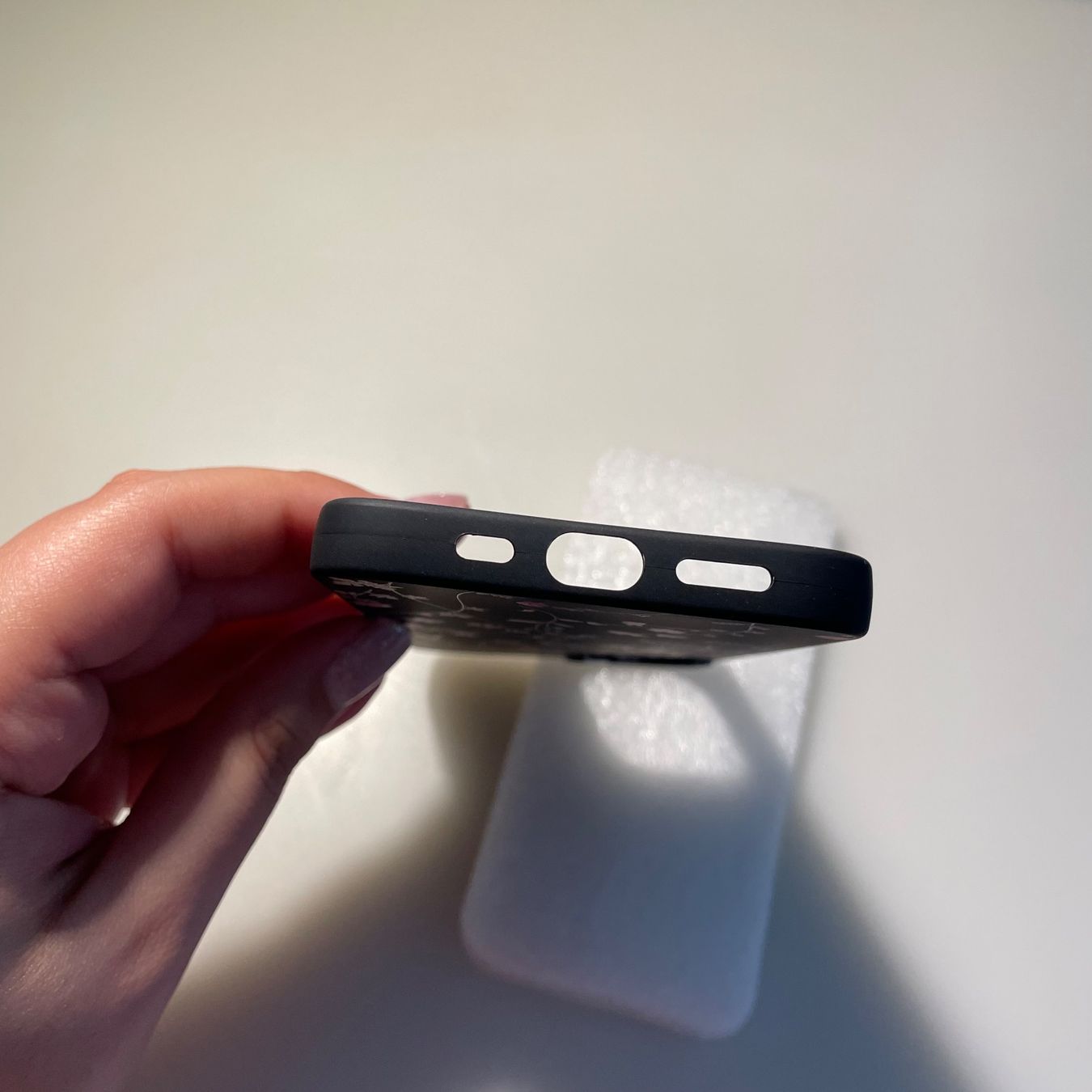 Apple Cover & Protezioni schermo: NEU: iPhone 13 Hülle schwarz mit Blumen – Nuovo e nell'imballaggio originale da Bellach venduto da Lapislazuli_blues 1
