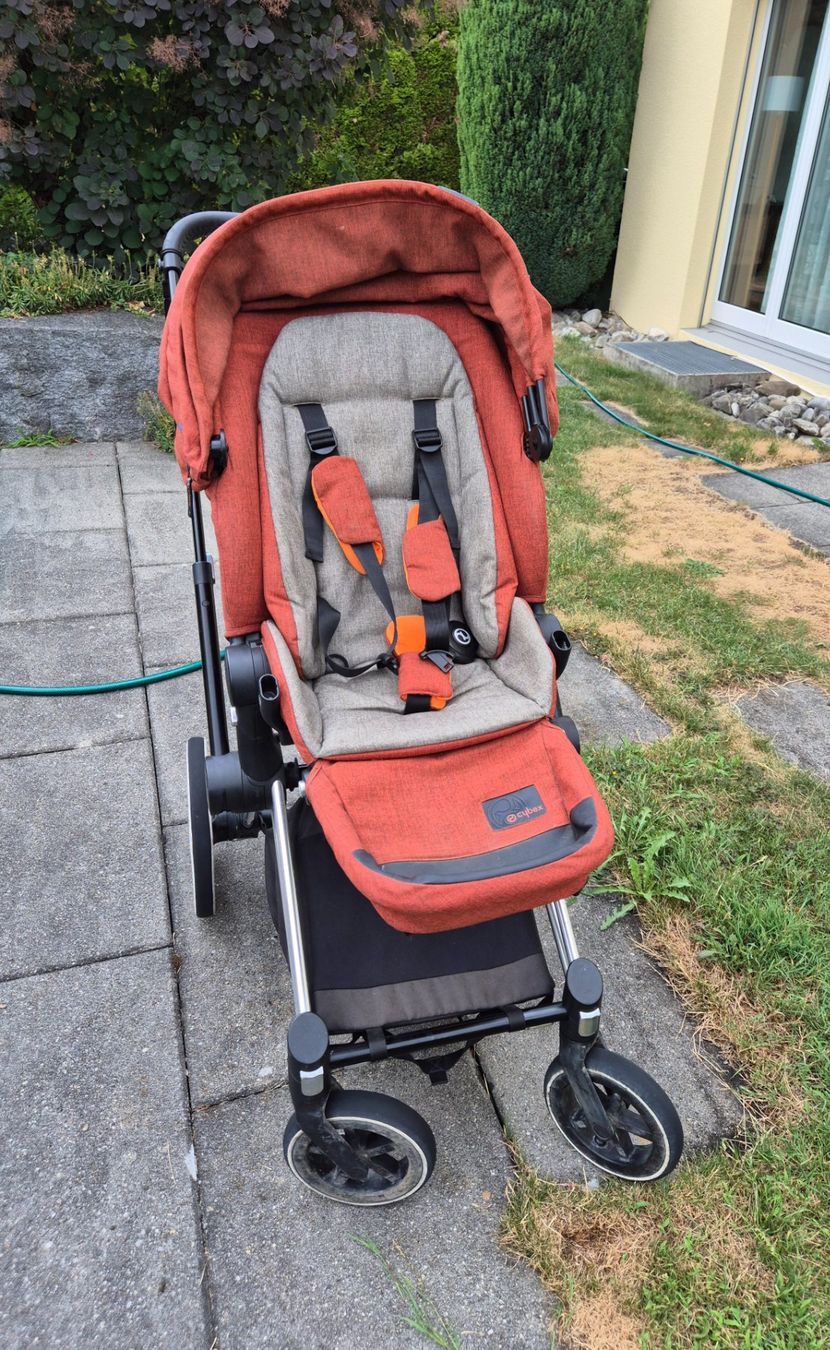 Cybex Kinderwagen: Cybex Priam Kinderwagen – Defekt aus Niederwil SG von javatux