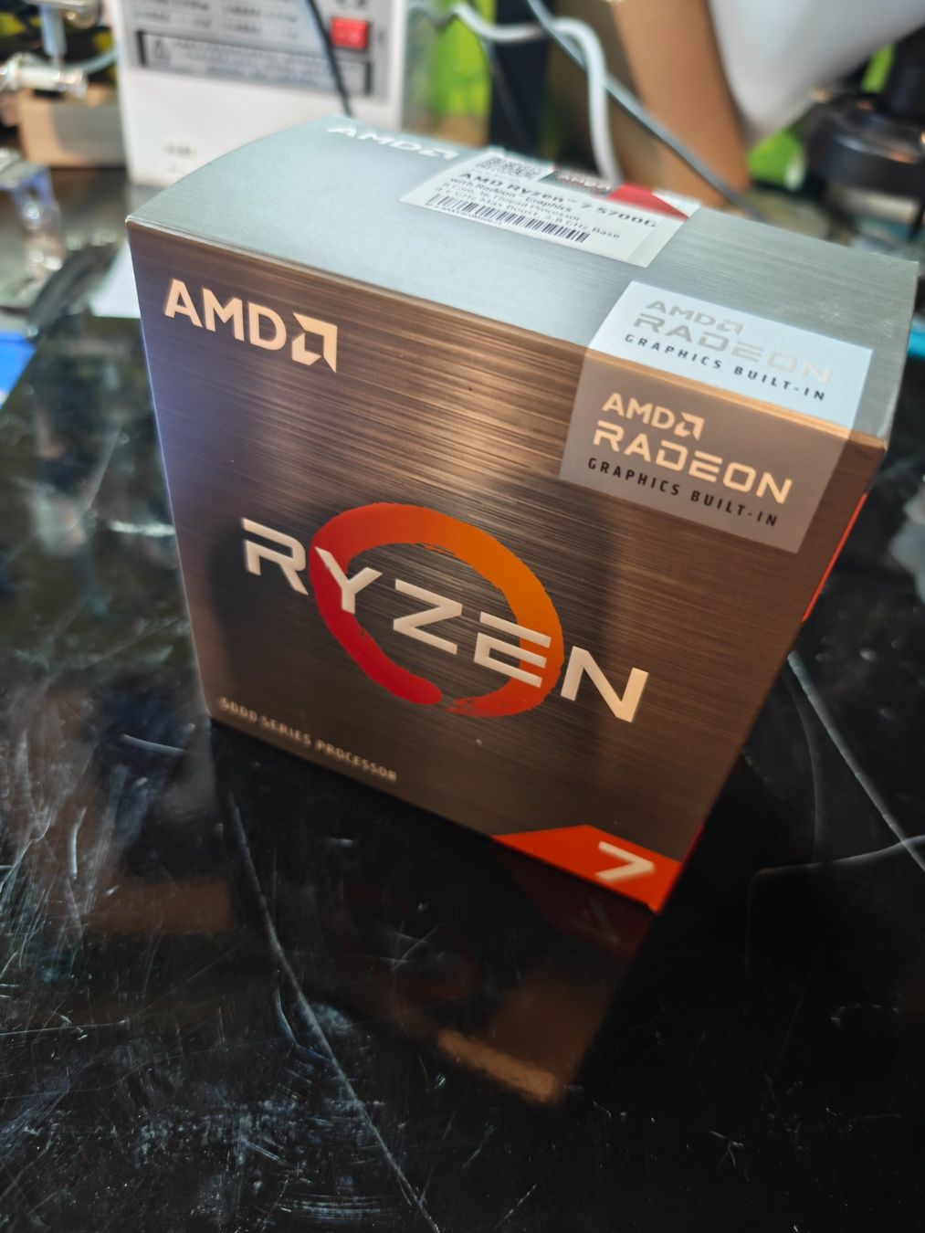 Amd Componenti elettronici: AMD Ryzen 5 2600 (6-Kern / 12-Thread) inkl. Kühler – Usato da Sargans venduto da NewLifeForGPUs
