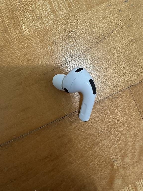 Apple Cuffie: Apple AirPods Pro 3  linker Ohrhörer – Usato da Roggwil TG venduto da Genius99