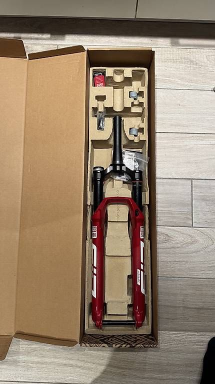 Ersatzteile: Neue RockShox SID Ultimate Flight Attendant 120mm Federgabel – Gebraucht aus Bergdietikon von tob_tn2d 2